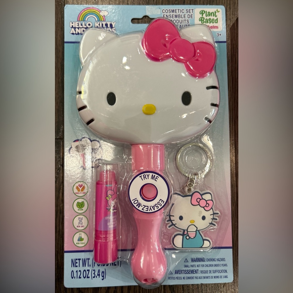 Hello Kitty cosmetic set NWT